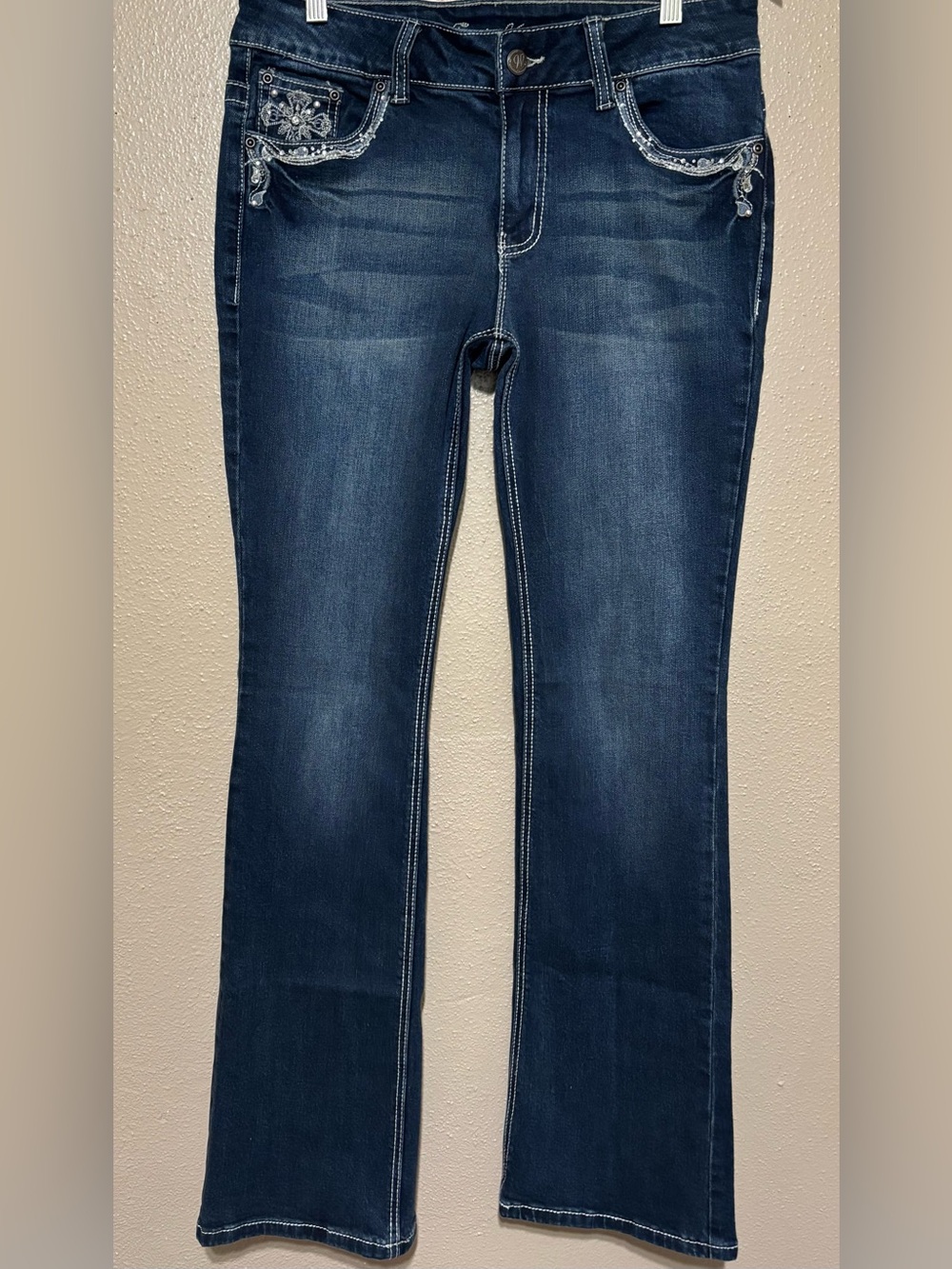 WIRED HEART dark/wash blue slight bootcut leg jeans with embellished pockets EUC